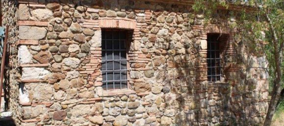 4 bedrooms House in Pomarance, Italy No. 68721 23