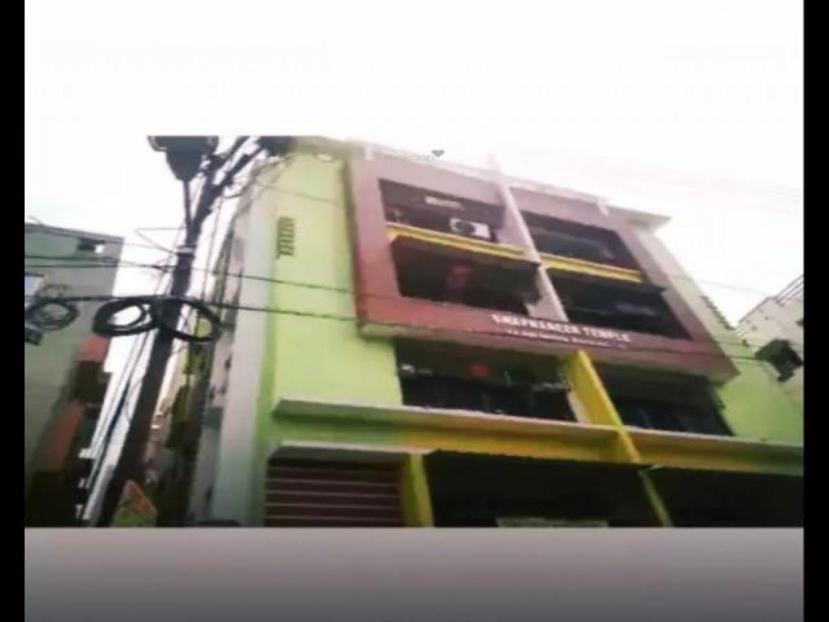 Studio à Kolkata, India No. 6707