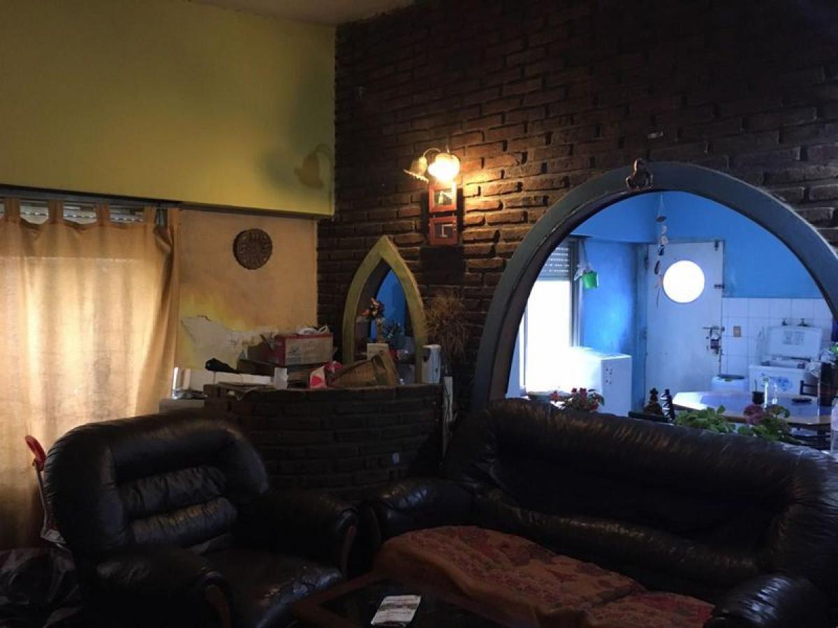 Casa T2 em Malvinas Argentinas, Argentina N.º 8706