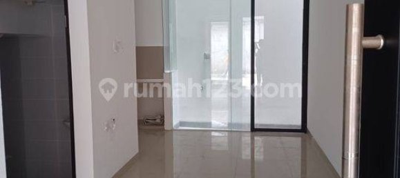 3 bedrooms House in Kebon Jeruk, Indonesia No. 1409 9