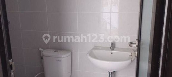 3 bedrooms House in Kebon Jeruk, Indonesia No. 1409 31