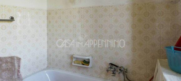 Дом с 3 спальнями в Фрассиноро, Италия № 221899 30