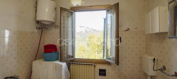 Дом с 3 спальнями в Фрассиноро, Италия № 221899 28