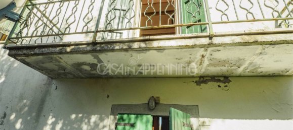 Дом с 3 спальнями в Фрассиноро, Италия № 221899 76