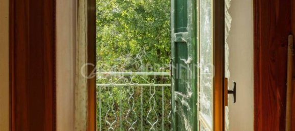 Дом с 3 спальнями в Фрассиноро, Италия № 221899 49