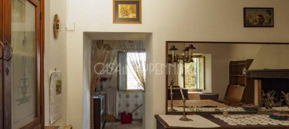 Дом с 3 спальнями в Фрассиноро, Италия № 221899 13