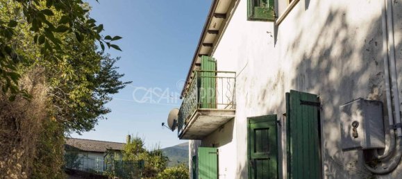 Дом с 3 спальнями в Фрассиноро, Италия № 221899 2