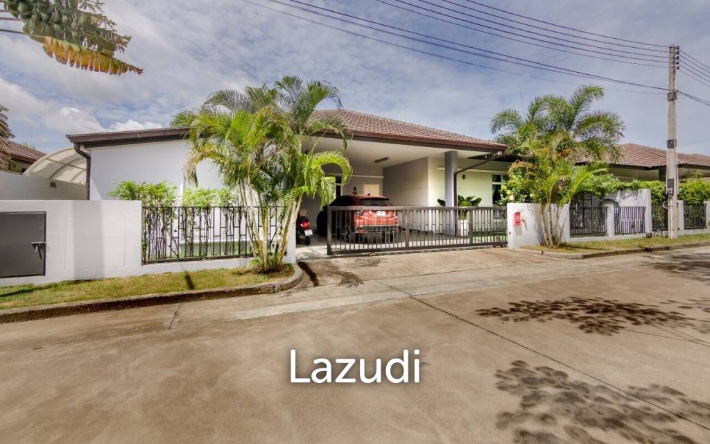 3 bedrooms Villa in Bang Lamung, Thailand No. 14734