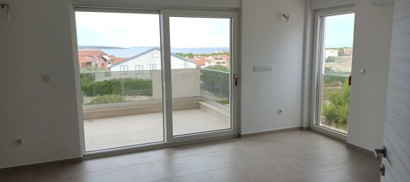 Apartamento T2 em Povljana, Croatia N.º 187 17