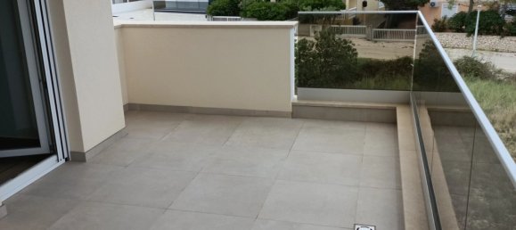 Apartamento T2 em Povljana, Croatia N.º 187 5