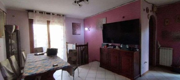 3 rooms Apartment in Rome, Italy No. 199800 11