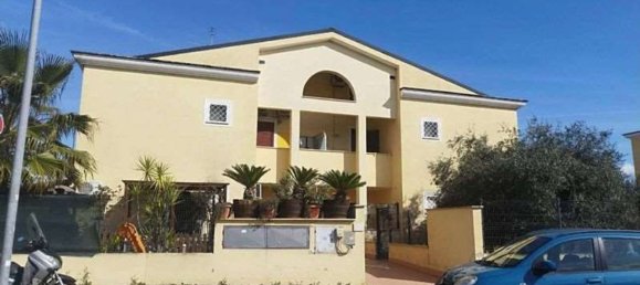 3 rooms Apartment in Rome, Italy No. 199800 3