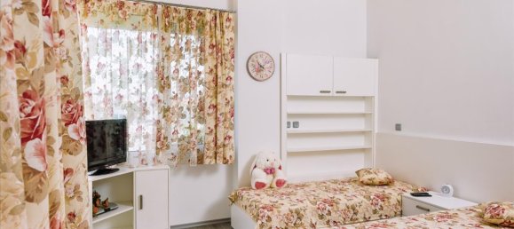 5 bedrooms Villa in Polygyros, Greece No. 5695 13