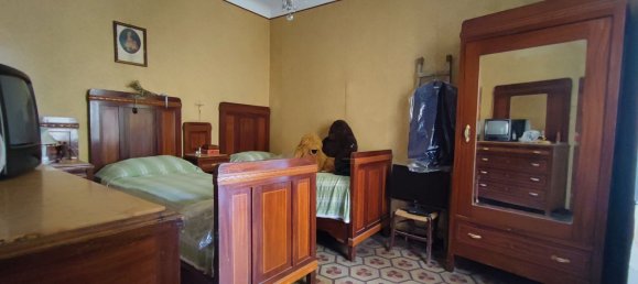 5 rooms Apartment in Genoa, Italy No. 36913 9