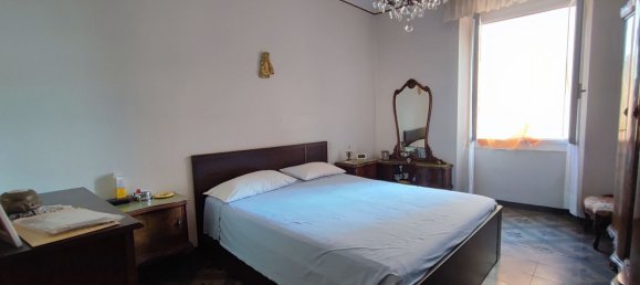 5 rooms Apartment in Genoa, Italy No. 36913 19