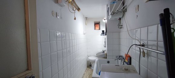 5 rooms Apartment in Genoa, Italy No. 36913 12