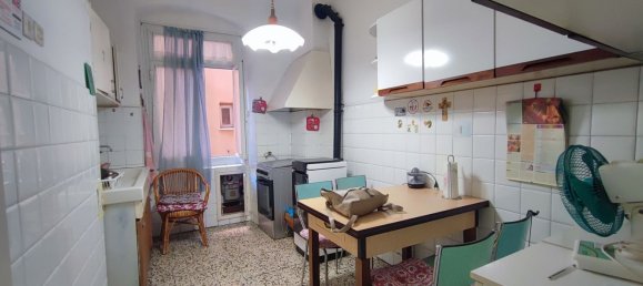 5 rooms Apartment in Genoa, Italy No. 36913 22