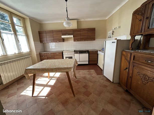 2 bedrooms House in Aveyron, France No. 314462