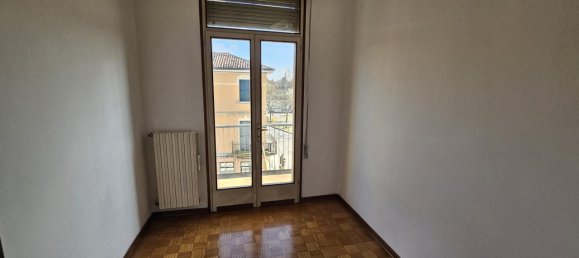 3 rooms Building in Padua, Italy No. 85276 7