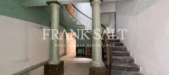 Adosado de 3 dormitorios en Hamrun, Malta No. 4639 9