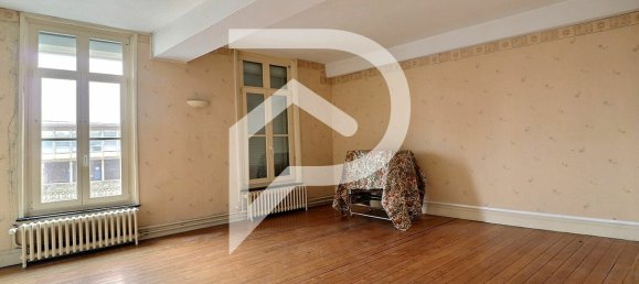 4 bedrooms House in Le Cateau-Cambresis, France No. 80407 6