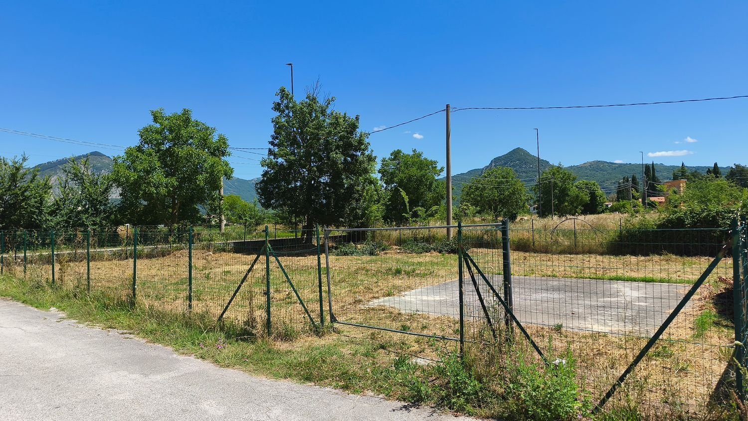  Land in Rocchetta a Volturno, Italy No. 373509