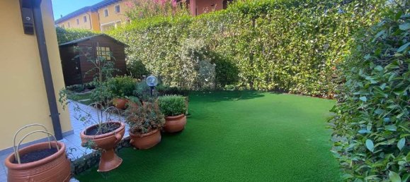 1 bedroom Apartment in Quattro Castella, Italy No. 294215 2