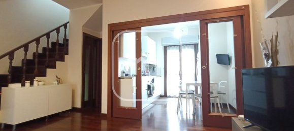 Дом с 5 комнатами в Рим, Италия № 12287 3