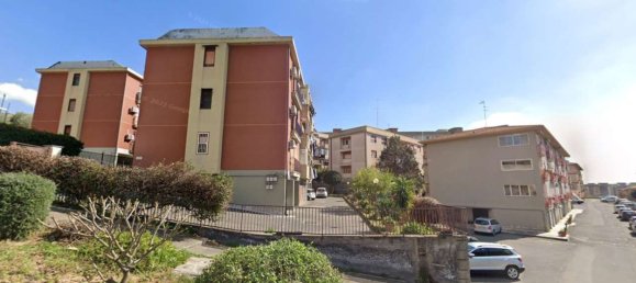 4 rooms Apartment in Catania, Italy No. 48685 18