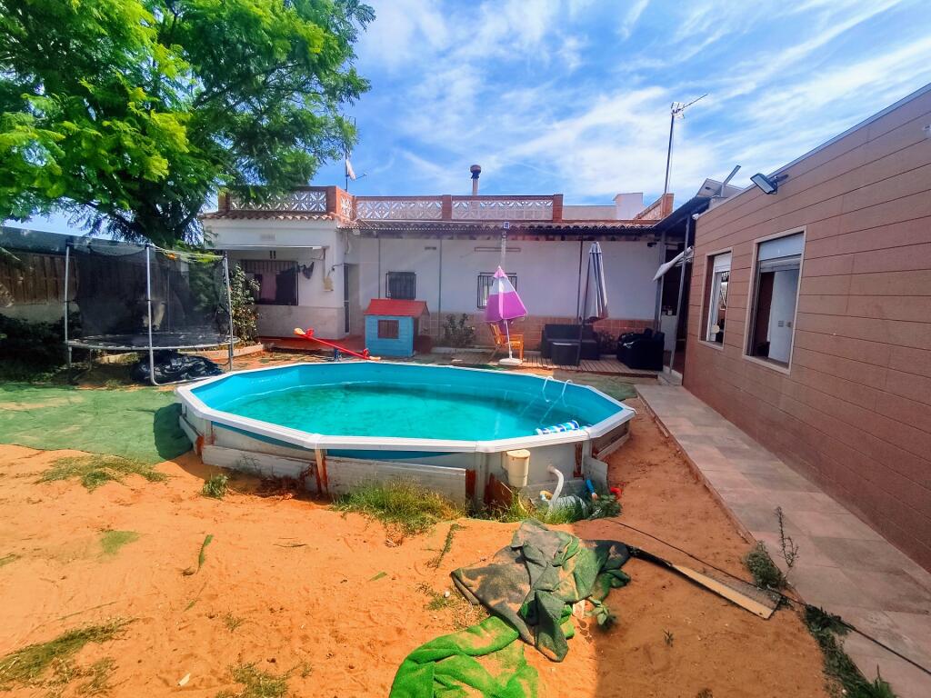 3 غرف نوم فيلا في Valencia, Spain رقم 217878