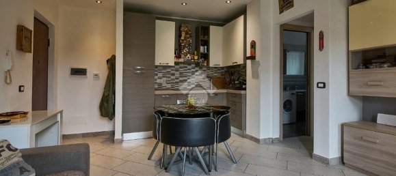 1 bedroom Apartment in Comazzo, Italy No. 329568 4