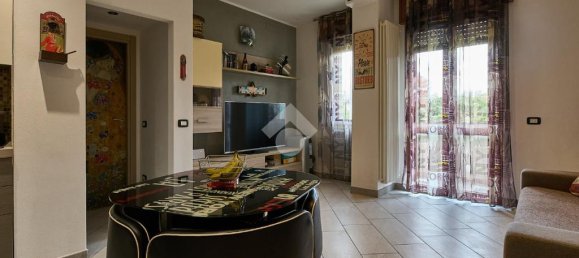 1 bedroom Apartment in Comazzo, Italy No. 329568 2