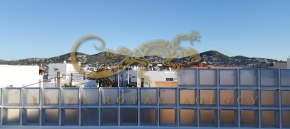 4 غرف نوم منزل في Talamanca, Spain رقم 902 7