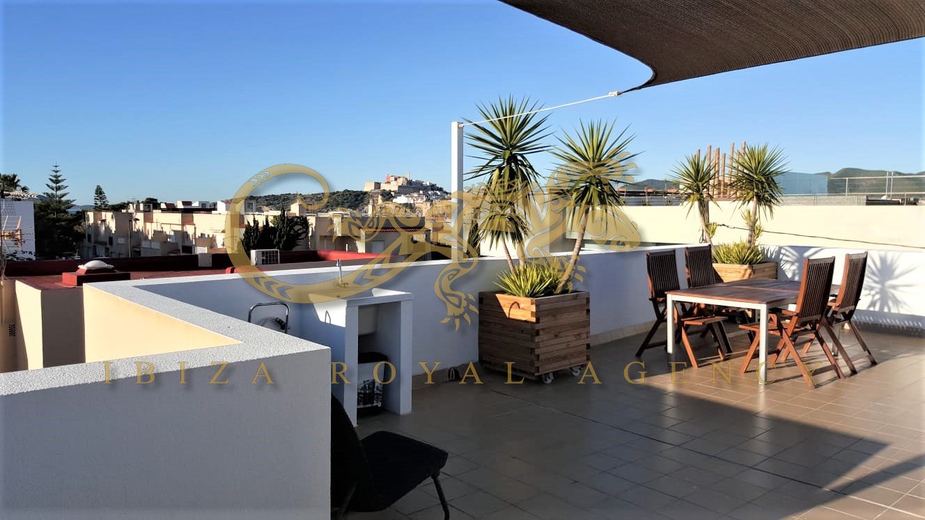 4 غرف نوم منزل في Talamanca, Spain رقم 902