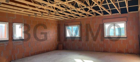 4 bedrooms Villa in Maraussan, France No. 207713 6