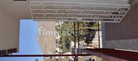 3 Schlafzimmer Wohnung in Palermo, Italy, Nr. 335269 14