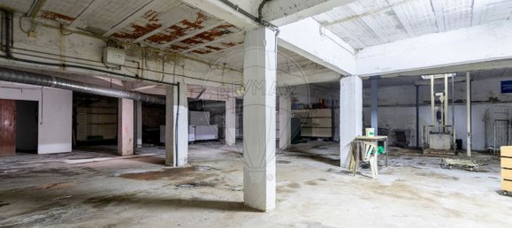 494m² Commercial property in Mafra, Portugal No. 74326 15