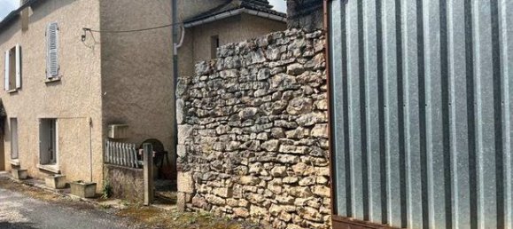 Casa de 5 dormitorios en Puy-l'Eveque, France No. 301370 2