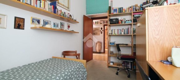 3-salle Appartement à Rimini, Italy No. 96928 16