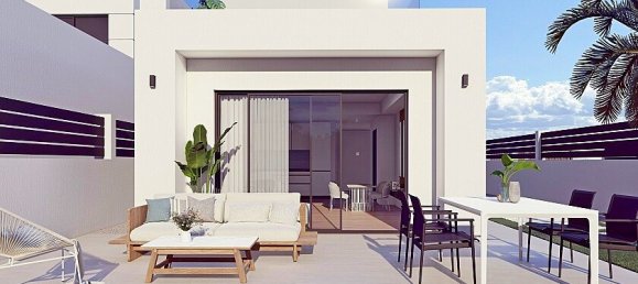 3 bedrooms Villa in Los Balcones, Spain No. 14559 2