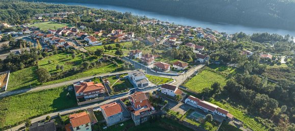 4 bedrooms House in Penafiel, Portugal No. 22731 31