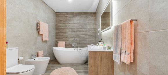 4 bedrooms House in Penafiel, Portugal No. 22731 16