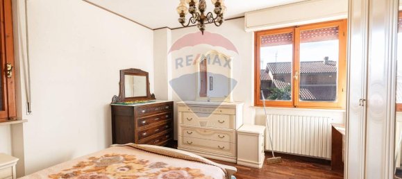 7 rooms House in Castelplanio, Italy No. 2272 8