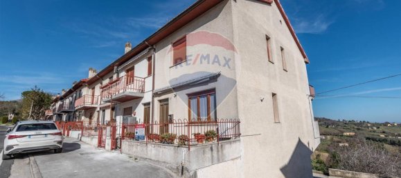 7 rooms House in Castelplanio, Italy No. 2272 3