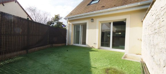 2 bedrooms House in Bois-d'Arcy, France No. 142000 5