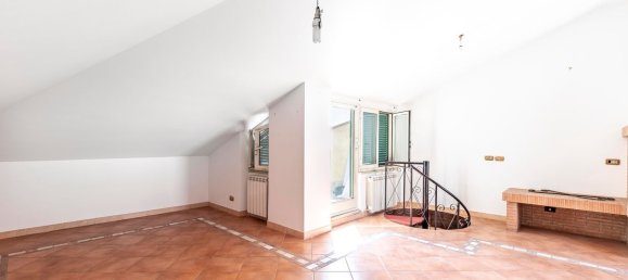 4-salle Duplex à Rome, Italy No. 27159 29
