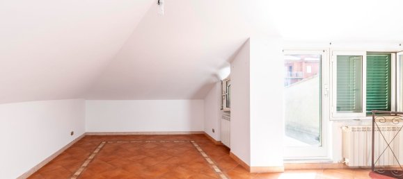 4-salle Duplex à Rome, Italy No. 27159 30