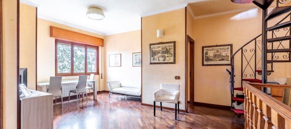 4-salle Duplex à Rome, Italy No. 27159 2
