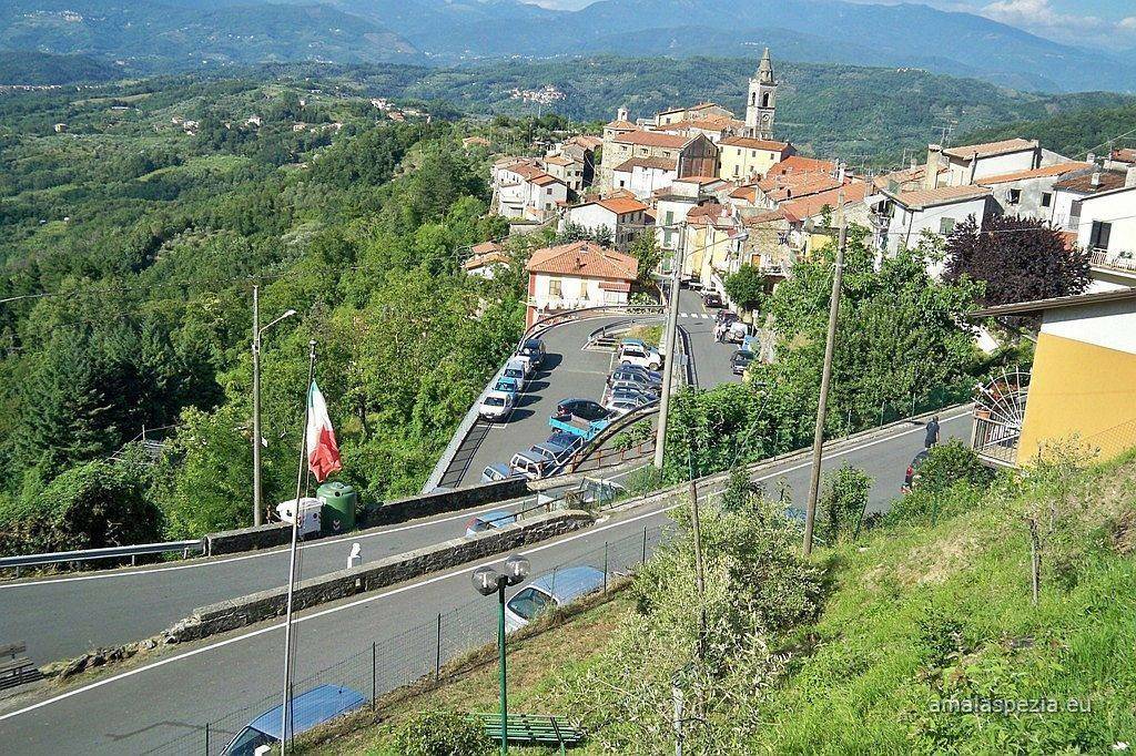 4 bedrooms Apartment in Fosdinovo, Italy No. 134638