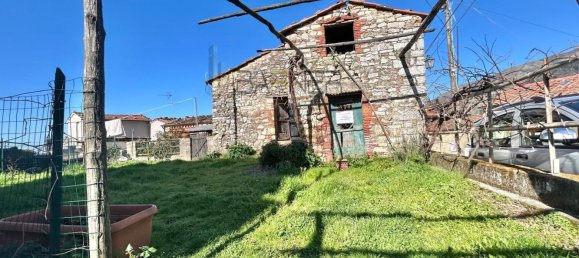 Casa de 3 habitaciónes en Camaiore, Italy No. 14358 11